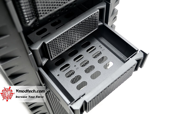 dsc 0022 COOLER MASTER HAF X Chassis Review