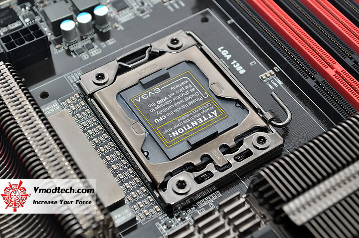 dsc 0461 EVGA Classified Super Record 2 (SR 2) Motherboard