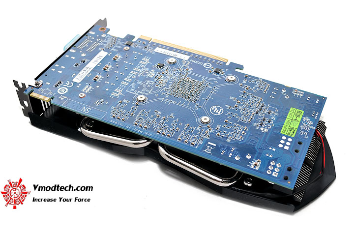 dsc 0033 GIGABYTE AMD Radeon HD 6850 1GB GDDR5 Review