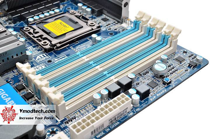 dsc 0014 GIGABYTE GA X58A UD9 XL ATX Motherboard Review