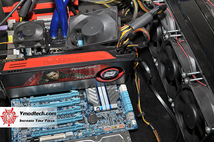 dsc 0022 GIGABYTE GA X58A UD9 XL ATX Motherboard Review