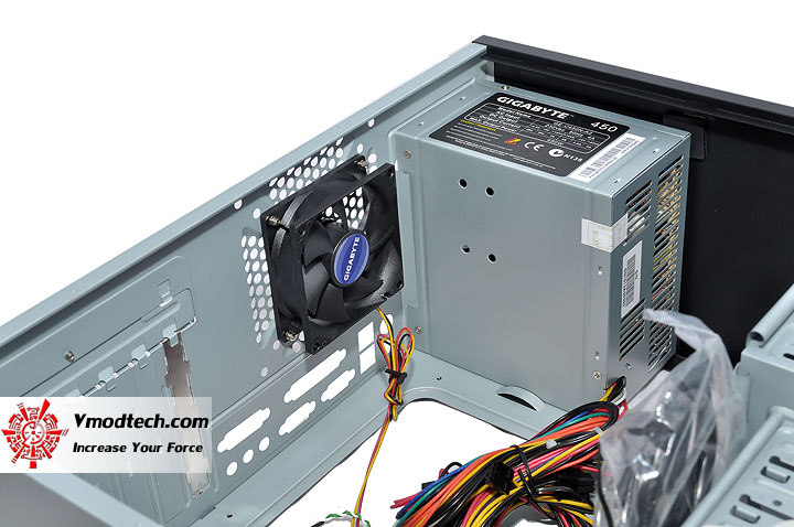 dsc 0009 GIGABYTE GZ X1 & GZ X5 Chassis Review