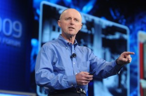 image1 300x199 อินเทล ใช้ความเชี่ยวชาญด้านการผลิตและออกแบบโปรเซสเซอร์ ผลักดันให้เกิดนวัตกรรม การผสมผสาน และการเปลี่ยนแปลงทางประวัติศาสตร์ครั้งใหญ่ต่อวงการคอมพิวเตอร์