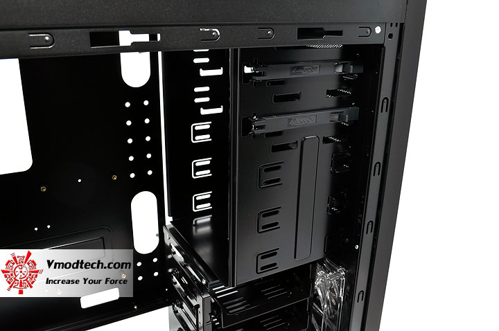 dsc 0056 LANCOOL PC K62 Chassis Review