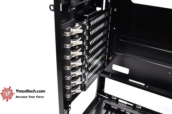dsc 0057 LANCOOL PC K62 Chassis Review