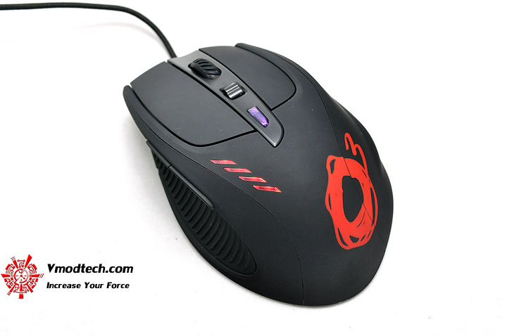 dsc 0038 OZONE RADON 5K Laser Gaming Mouse & OZONE EXPOSURE Mousepad Review
