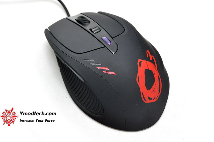 dsc 0043 OZONE RADON 5K Laser Gaming Mouse & OZONE EXPOSURE Mousepad Review