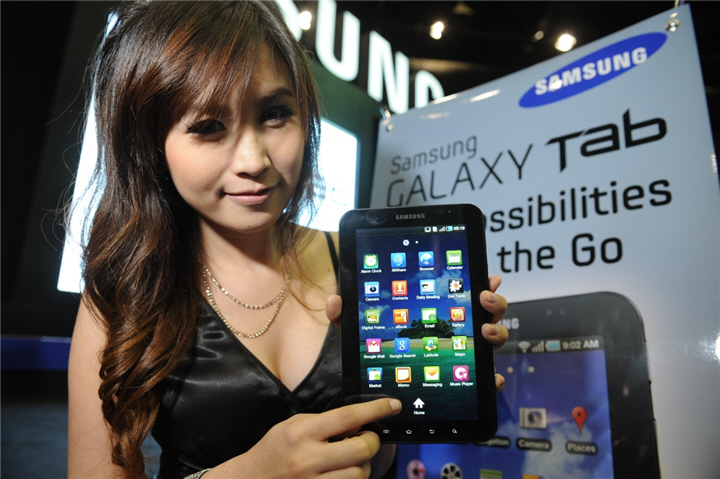 2 2 ซัมซุง กาแล็คซี่ แท็บ เปิดตัวแรง ยอดจองทะลุ 500 เครื่องเพียงวันแรก