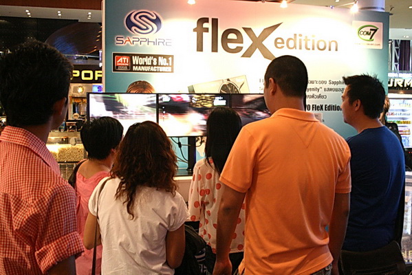 sapphire 12 resize SAPPHIRE โชว์ศักยภาพกราฟฟิคการ์ดแบรนด์ชั้นนำของโลก การันตีคุณภาพความแรงด้วยนักแข่งแชมป์ DiRT2