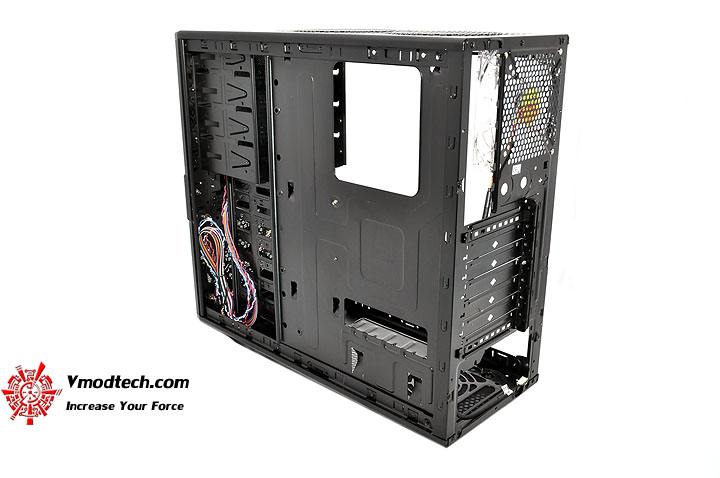 dsc 02171 Thermaltake V3 Black Edition Chassis Review
