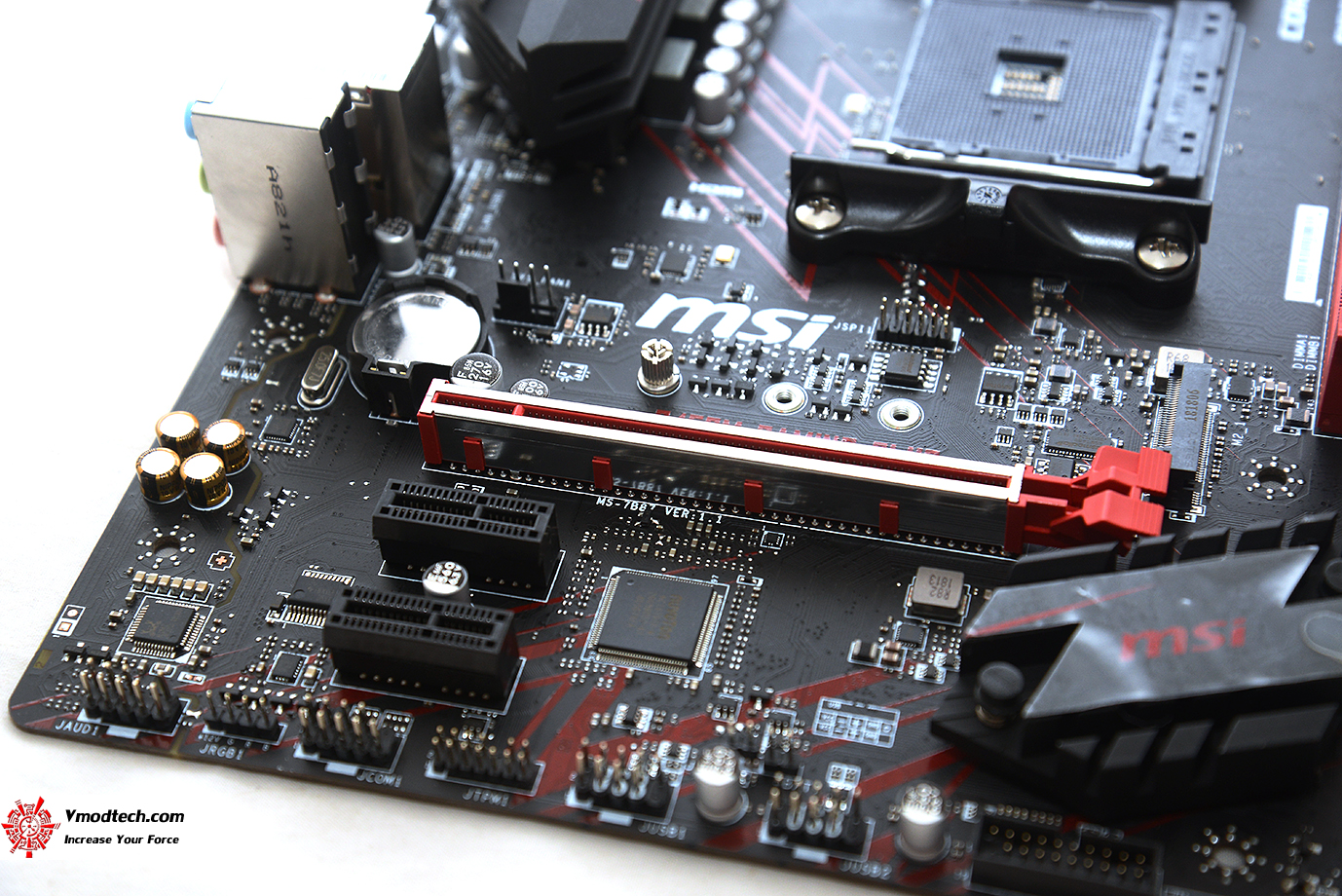 Msi b450 gaming plus. MSI b450m Gaming. MSI b450m Gaming Plus. B450 MSI Gaming Plus jbt1. MSI b450m Gaming Plus слоты.