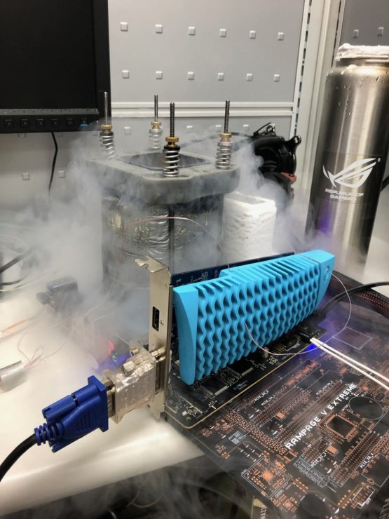 asus-rog-crosshair-viii-impact-motherboard-555x740 ASUS Crosshair VIII Impact ทุบสถิติโอเวอร์คล๊อกแรมทะลุบัส 5856 MHz !!!