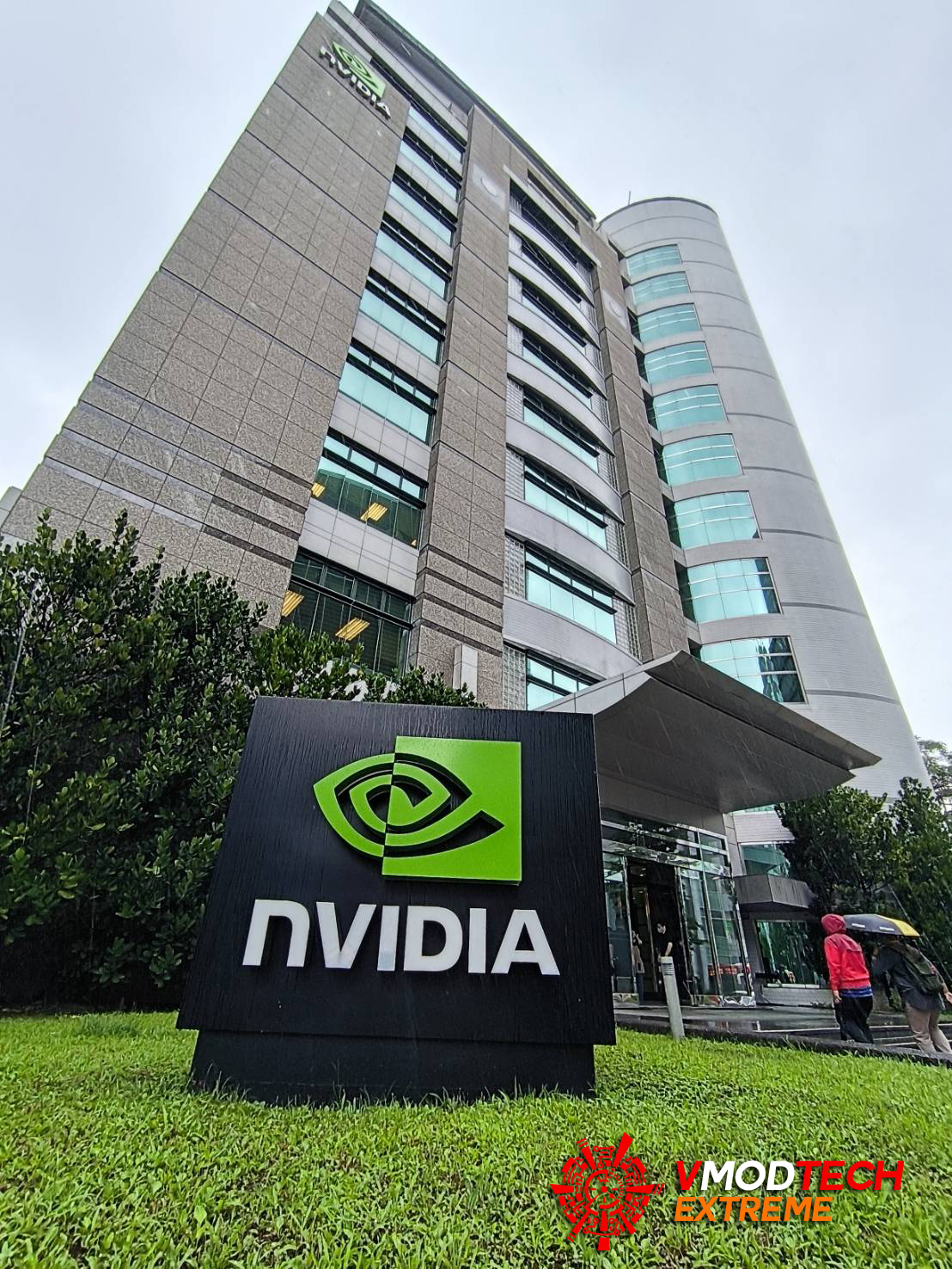 329233 Nvidia HQ@Computex2023 เยี่ยมชมสำนักงานใหญ่ Nvidia กับการโชว์ประสิทธิภาพการ์ดจอเกมมิ่งฟีเจอร์ใหม่และการ์ดจอ Grace Hopper รุ่นใหม่ล่าสุดแบบใกล้ชิด