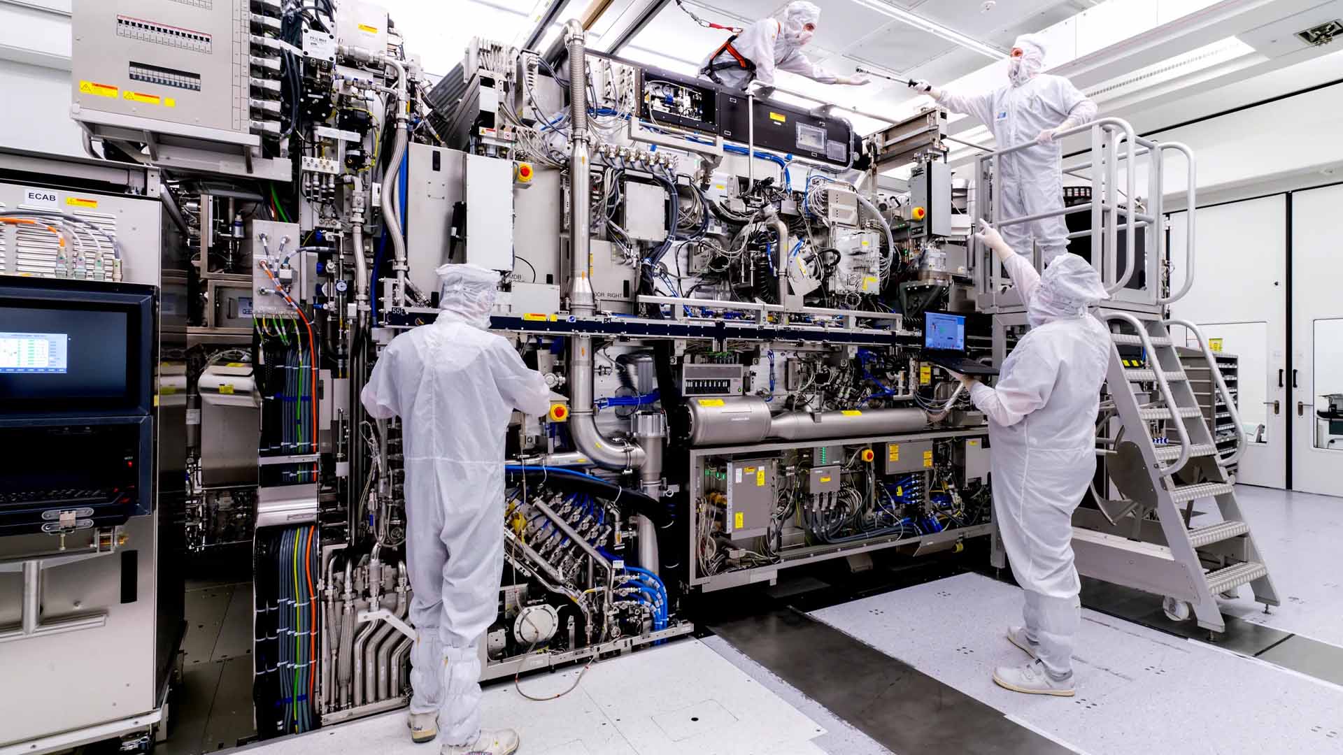 asml-euv-machinery asml-euv-machinery