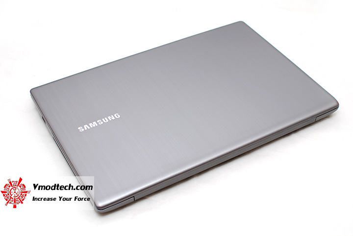1 Review : Samsung Series 7 Chronos (NP700Z4A)